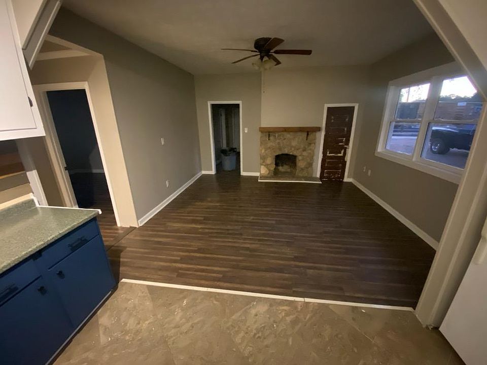 Den 1