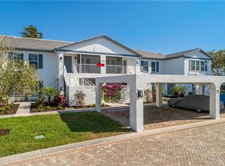 832 Tanbark Dr APT 204, Naples, FL 34108