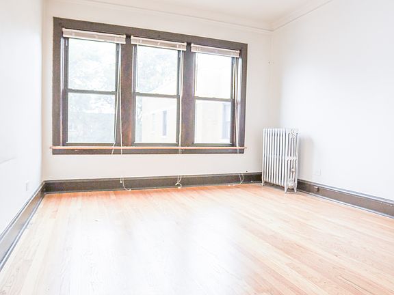 2nd image of 2017 W Berwyn Ave #3
