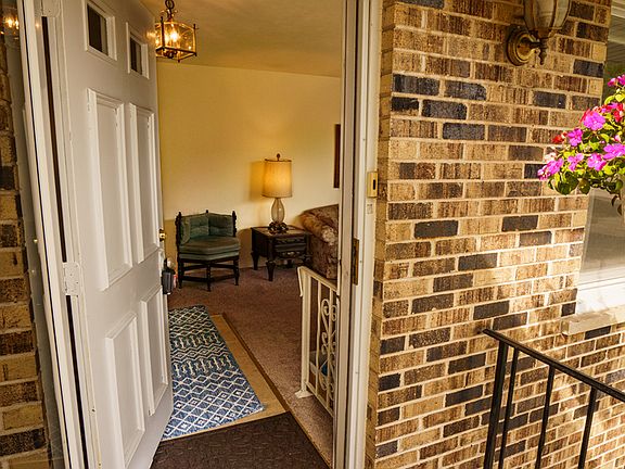 4th image of 3423 Hickory Ln