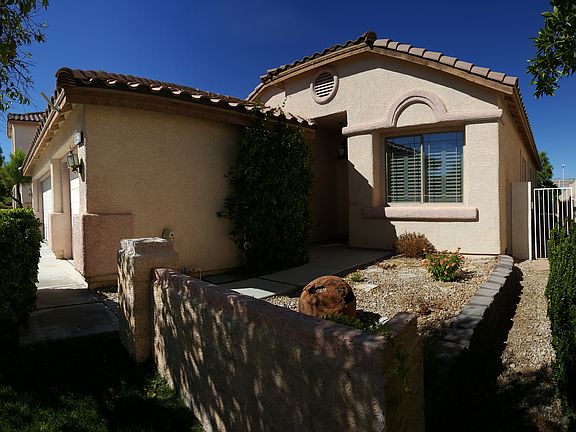 Courtyard*Easy Landscaping