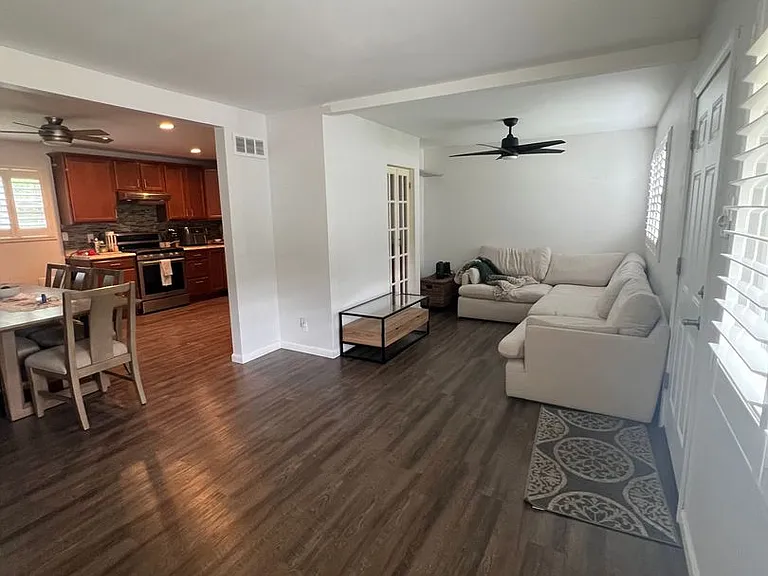 9531 Alix Dr — Photo 3