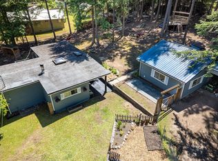 531 Arbutus Dr, Southern Gulf Islands, BC V0N 2J1