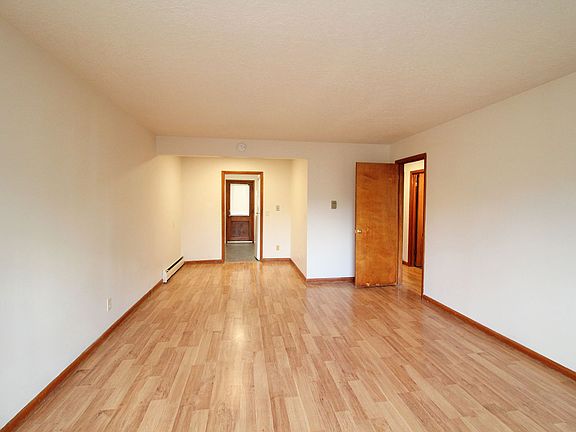 3rd image of 3200-3236 SW Marigold St #3212