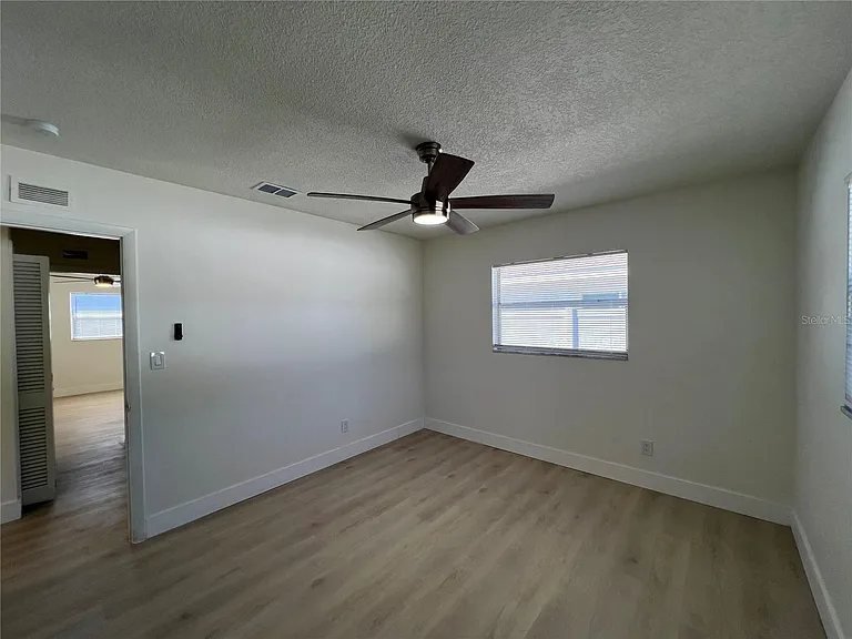 2502 Tropical Shores Dr SE — Photo 17