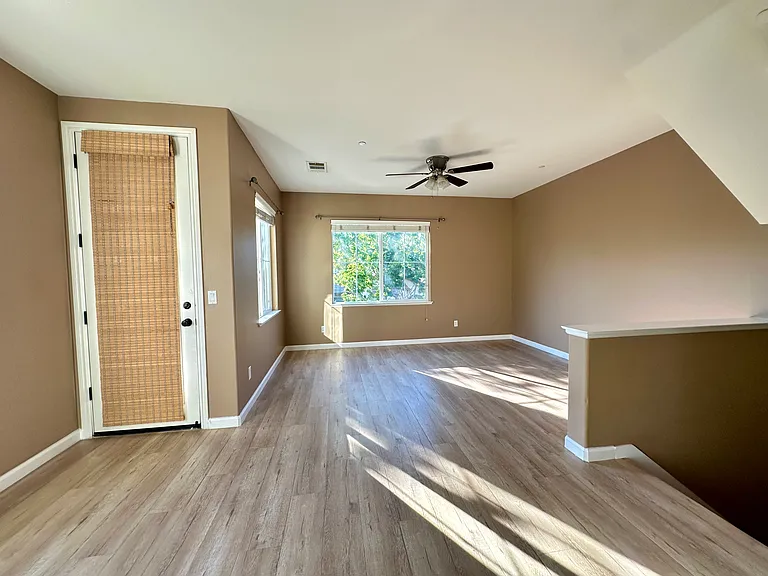 40253 Bonica Rose Ter — Photo 21