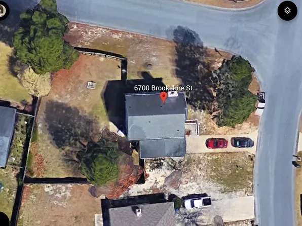 6700 Brookshire St, Fayetteville, NC 28314