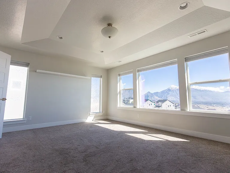 761 W Summer View Ln — Photo 11