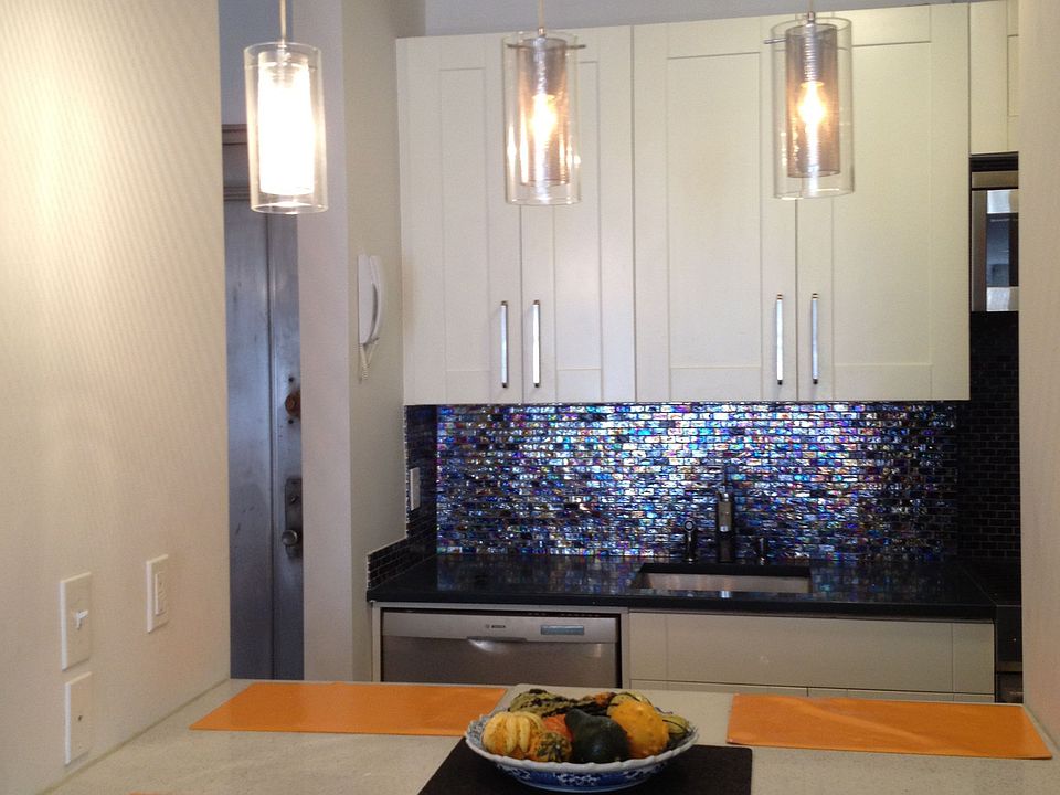 1st image of 155 W 71st St
