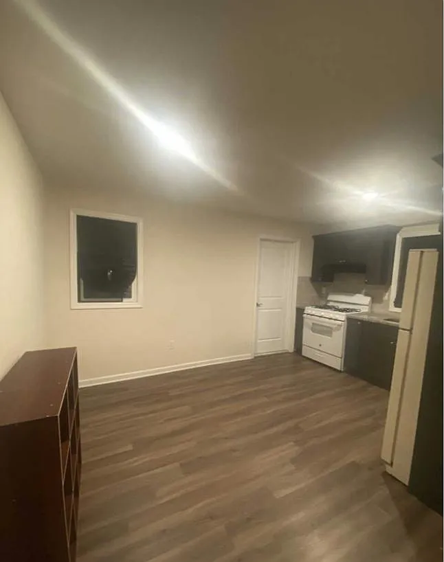 1 bed, 800 sqft, $2,000 — Photo 4