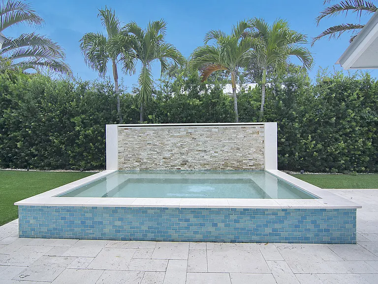 19 Pinehill Trl E — Photo 28