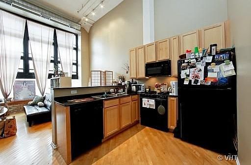 5th image of 1601 S Michigan Ave APT 103