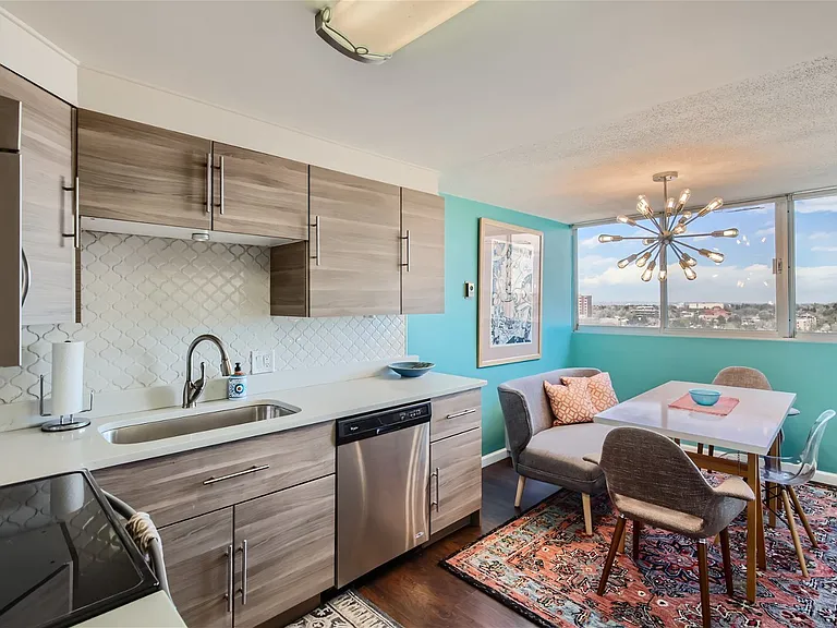1155 Ash St #1108 — Photo 11