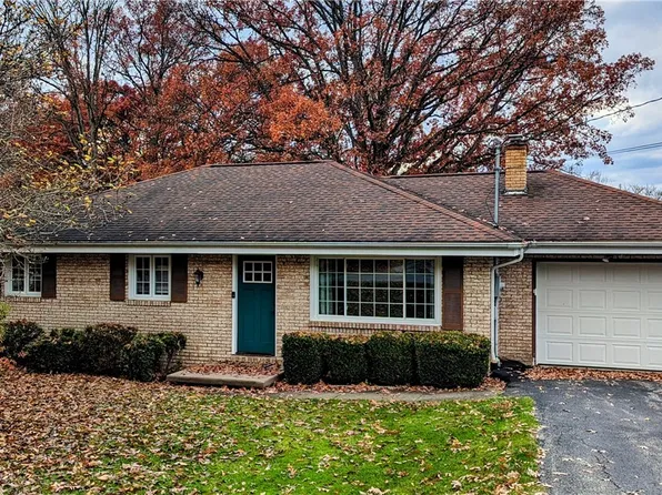 15961 Highland Dr, East Liverpool, OH 43920