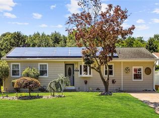 35 Clemson Rd, Parlin, NJ 08859