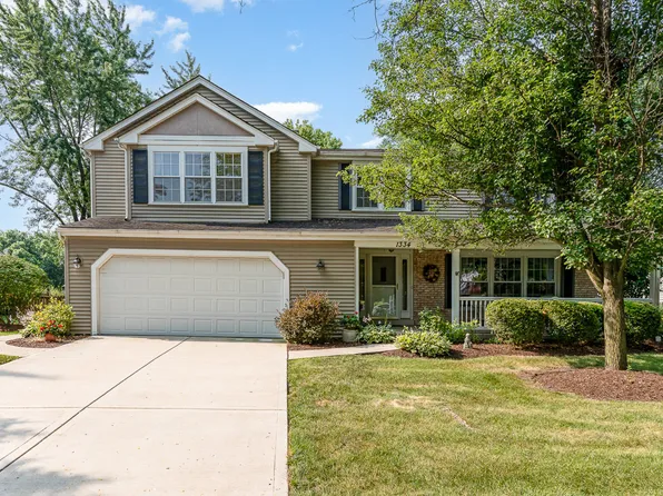 1334 Wilshire Dr, Naperville, IL 60540