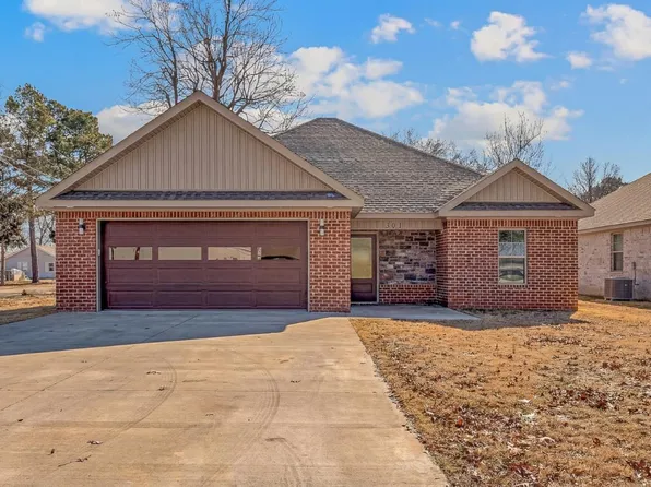 301 Carol Ave, Monette, AR 72447