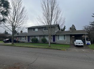 1040 E 26th Ave, Eugene, OR 97405