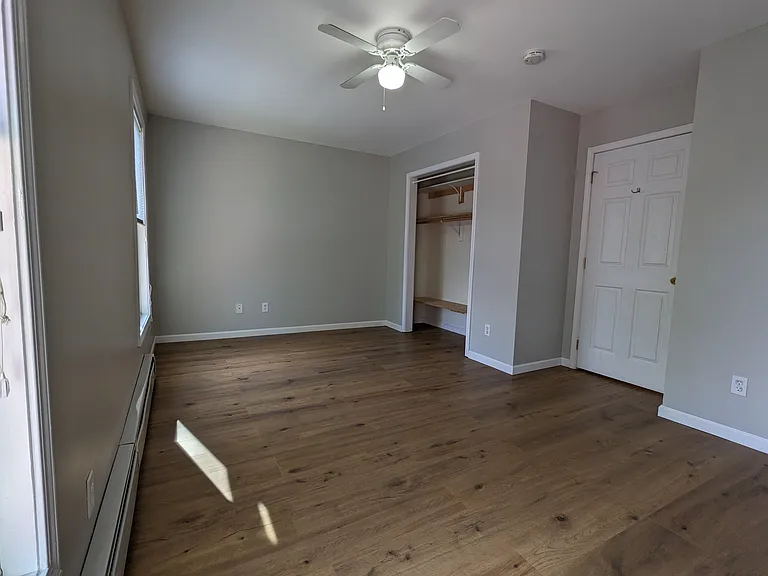 23 E Parmenter St — Photo 11