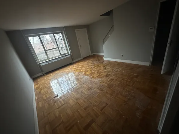 (undisclosed Address), Fresh Meadows, NY 11365