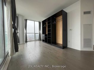 45 Charles St E #4512, Toronto, ON M4Y 0B8