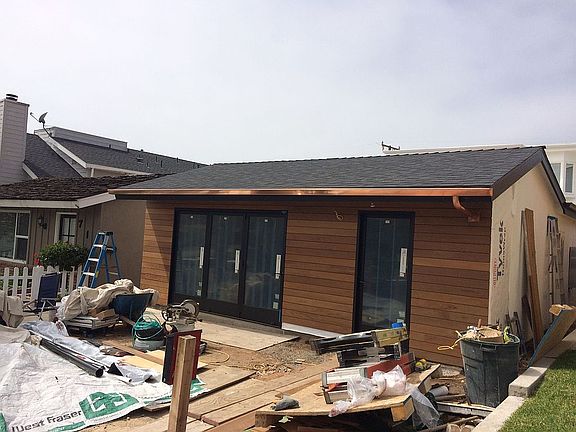 2nd image of 713 Poinsettia Ave