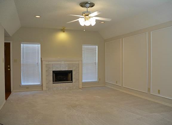 2nd image of 1920 Pinecrest Dr
