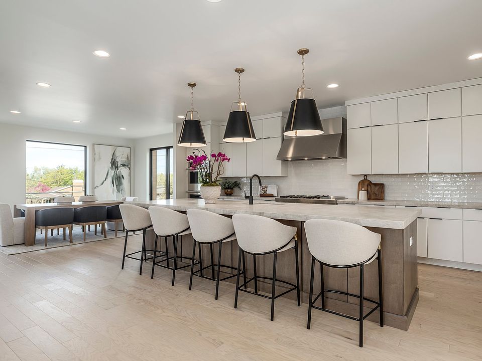 4442 S Holladay Park Ln E, Holladay, UT 84124 | MLS #2082964 | Zillow