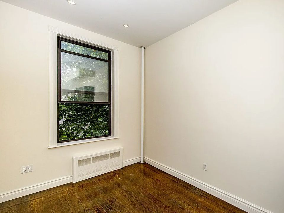 2nd image of 316 W 14th St APT 18