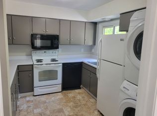 7004 Longstreet Dr #B, Raleigh, NC 27615