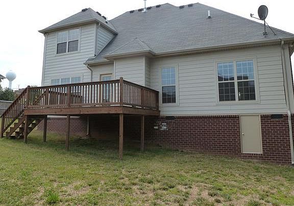 3rd image of 1131 Ben Hill Blvd