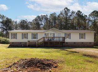 535 Luther Banks Rd, Richlands, NC 28574