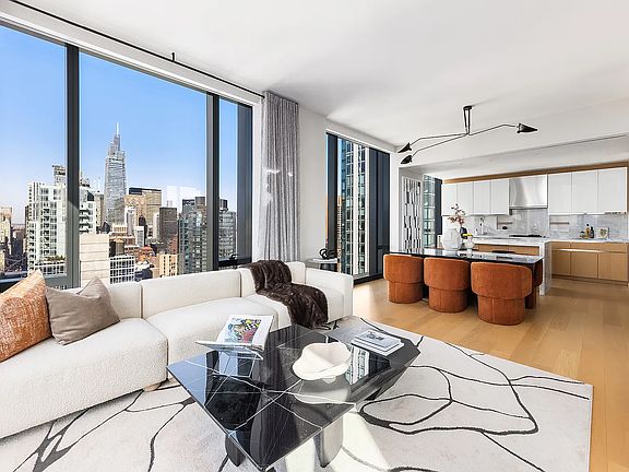 5th image of 277 5th Ave APT 37A