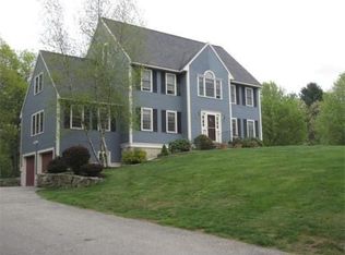 5 Hickory Ln, Georgetown, MA 01833