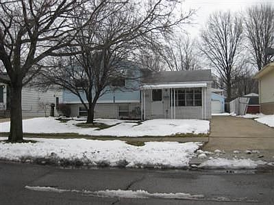 1st image of 865 Wilder Ave