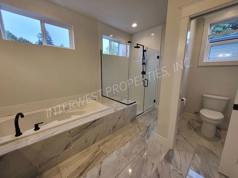 7114 NE 8th Ave #A — Photo 29