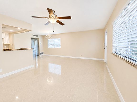 2nd image of 446 Saxony Way #446-J