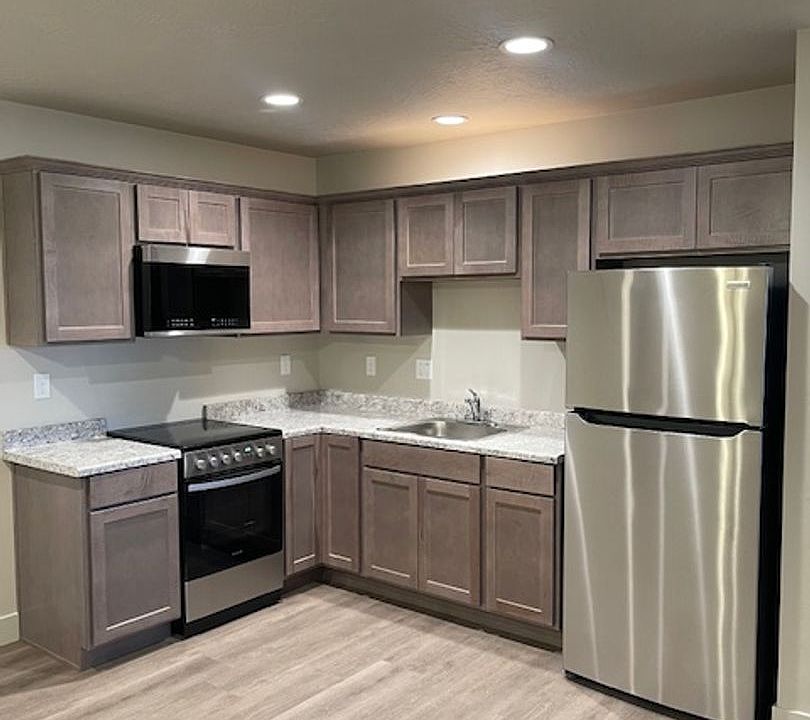 1st image of 1414 E Toni Dr #105