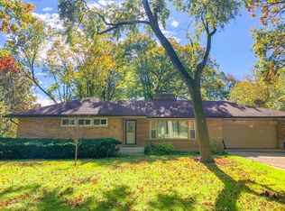 17W159 Woodland Ave, Bensenville, IL