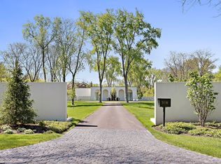 51 W Onwentsia Rd, Lake Forest, IL 60045