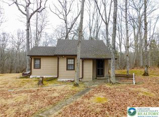 156 Pine Flats Colony Rd, Dingmans Ferry, PA 18328