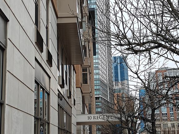 3rd image of 10 Regent St APT 502