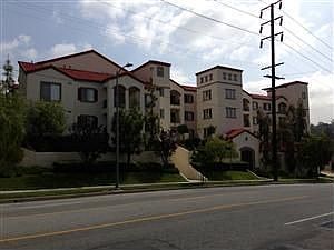 2nd image of 1139 Colorado Blvd