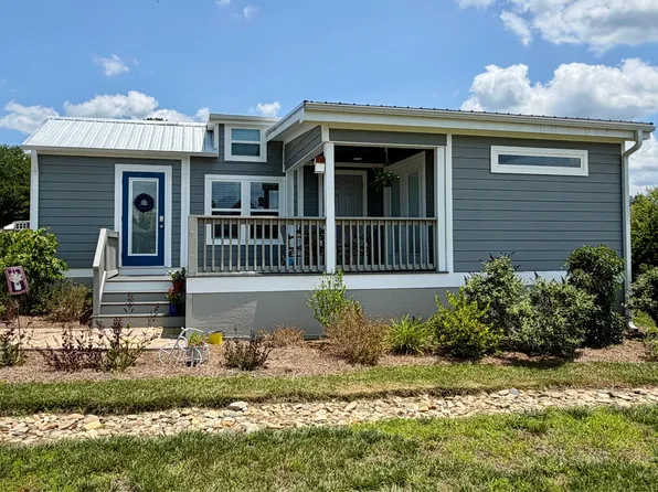 86 Mount Meadow Ln, Flat Rock, NC 28731