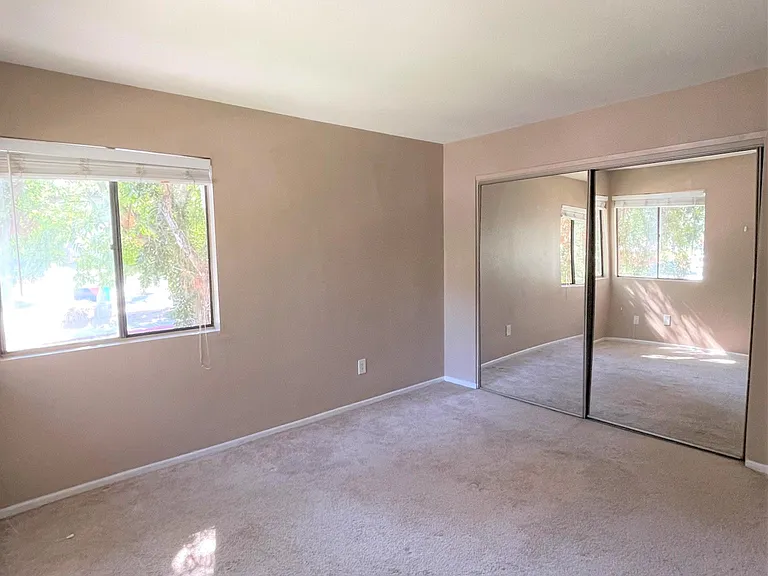 1110 W Blaine St #204 — Photo 10