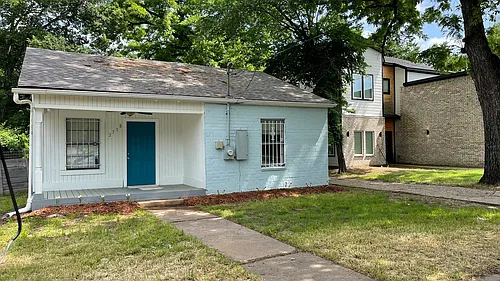 2718 Exline St Photo 1