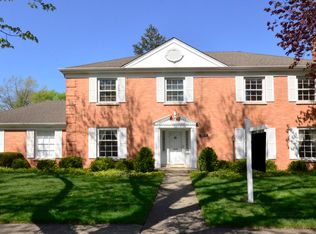 3014 Indianwood Rd, Wilmette, IL 60091