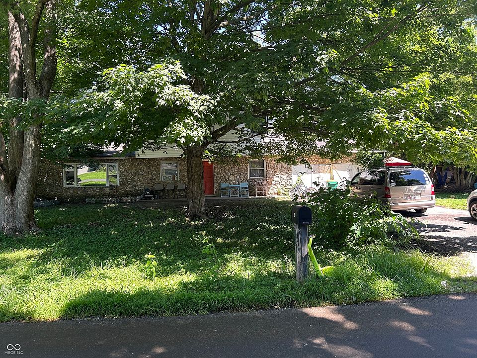 2nd image of 740 Sycamore St