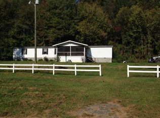 949 Cox Br, Flatgap, KY 41219