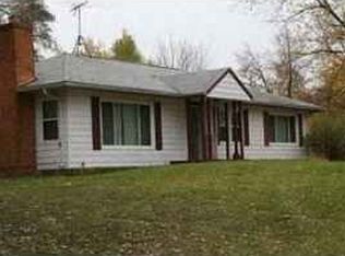 209 Clayburn Blvd, Waterford, MI 48327